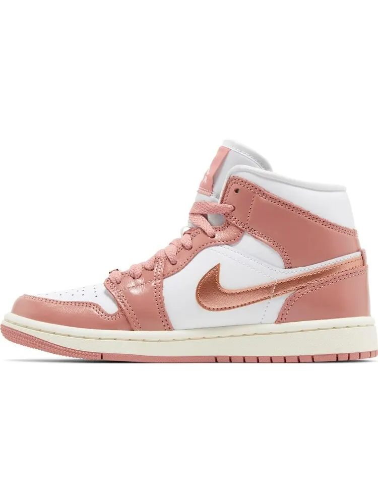Кроссовки Wmns Air Jordan 1 Mid SE 'Red Stardust' — изображение 3 из 4, розовый