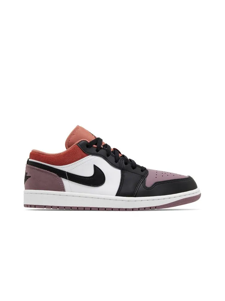 Кроссовки Air Jordan Air Jordan 1 Low SE 'Sky J Mauve' — изображение 2 из 9, белый/черный/оранжевый