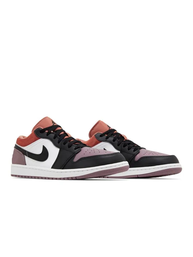 Кроссовки Air Jordan Air Jordan 1 Low SE 'Sky J Mauve' — изображение 9 из 9, белый/черный/оранжевый