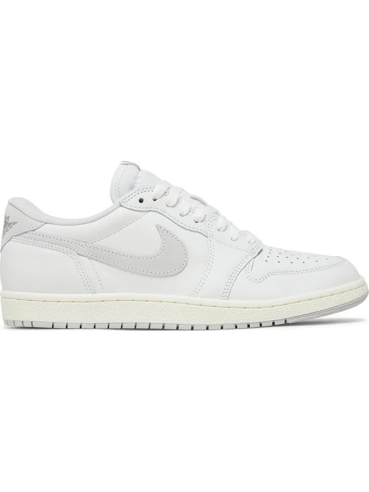 Кроссовки Air Jordan 1 Retro Low '85 OG 'Neutral Grey' — изображение 1 из 4, белый
