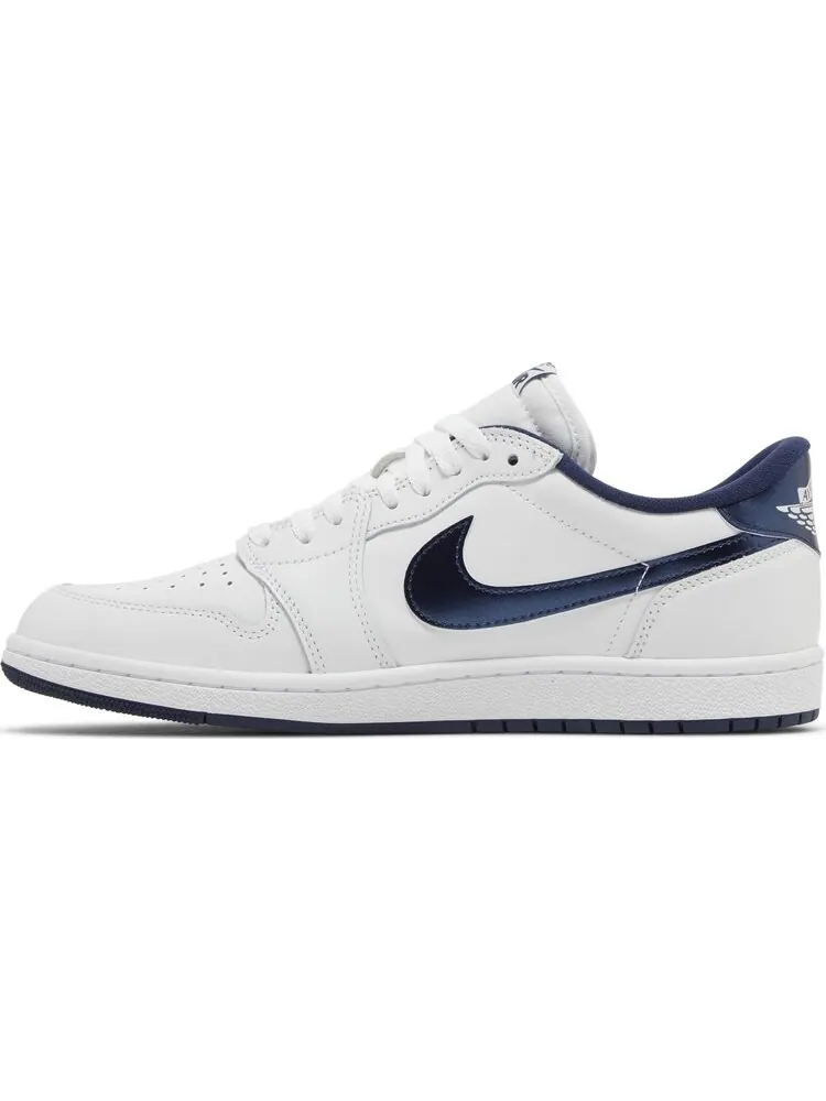 Кроссовки Air Jordan 1 Retro Low '85 OG 'Metallic Blue' 2024 — изображение 3 из 4, белый