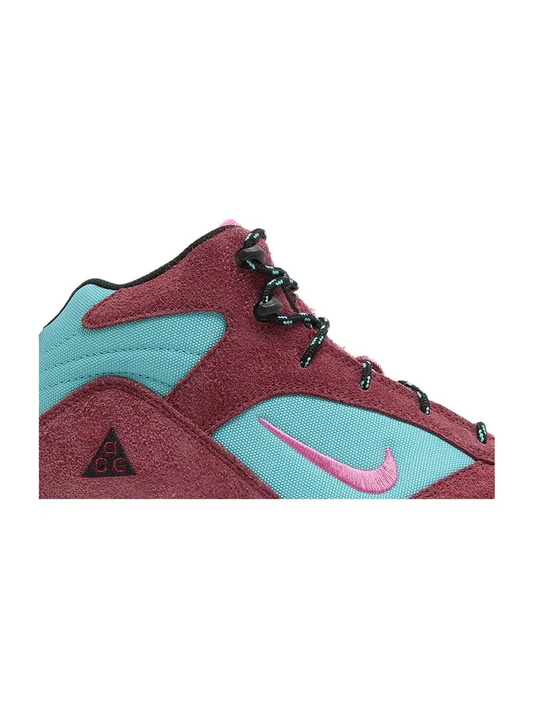 Кроссовки ACG Torre Mid Waterproof — изображение 2 из 4, красный