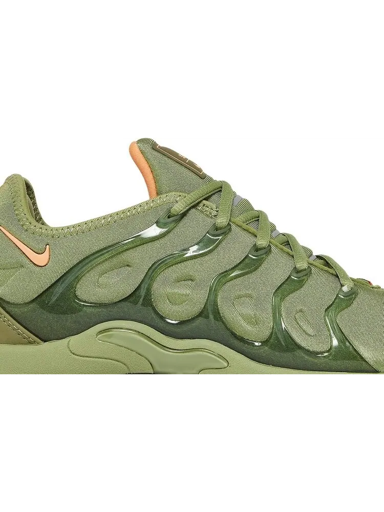 Кроссовки Nike Wmns Air VaporMax Plus 'Alligator' — изображение 2 из 8, зеленый