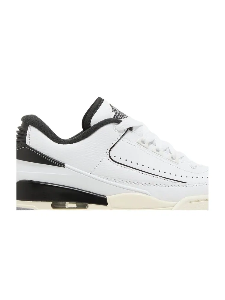 Кроссовки Air Jordan 2/3 GS — изображение 2 из 4, белый