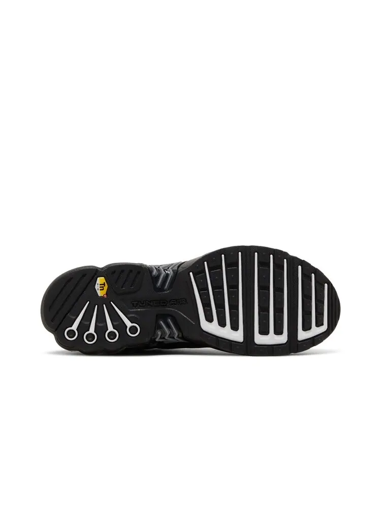 Кроссовки Nike Air Max Plus 3 — изображение 4 из 4, черный