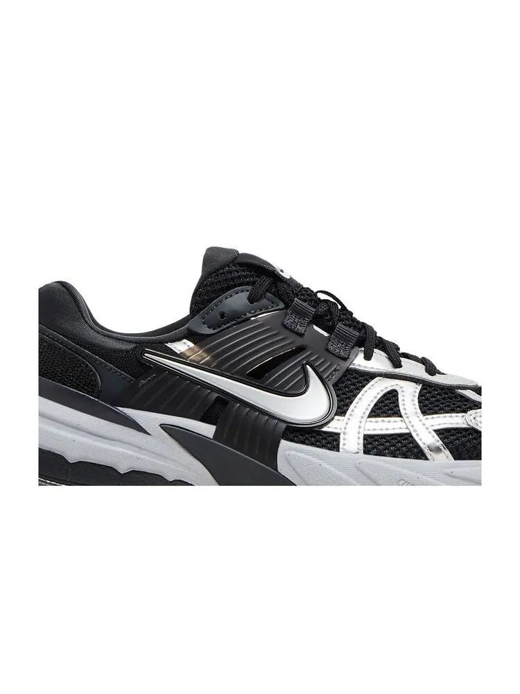 Кроссовки Nike Wmns V2K Run Black Metallic Silver — изображение 2 из 6