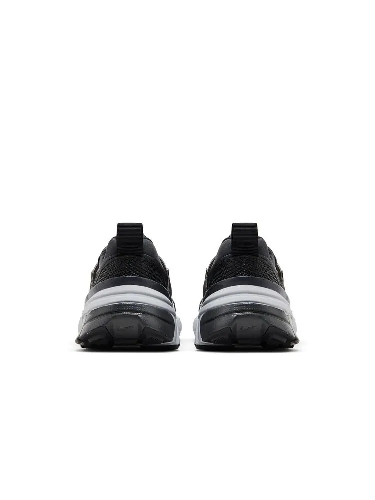 Кроссовки Nike Wmns V2K Run Black Metallic Silver — изображение 6 из 6