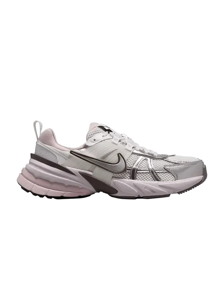 Кроссовки Nike Wmns V2K Run 'Platinum Tint' — изображение 1 из 1