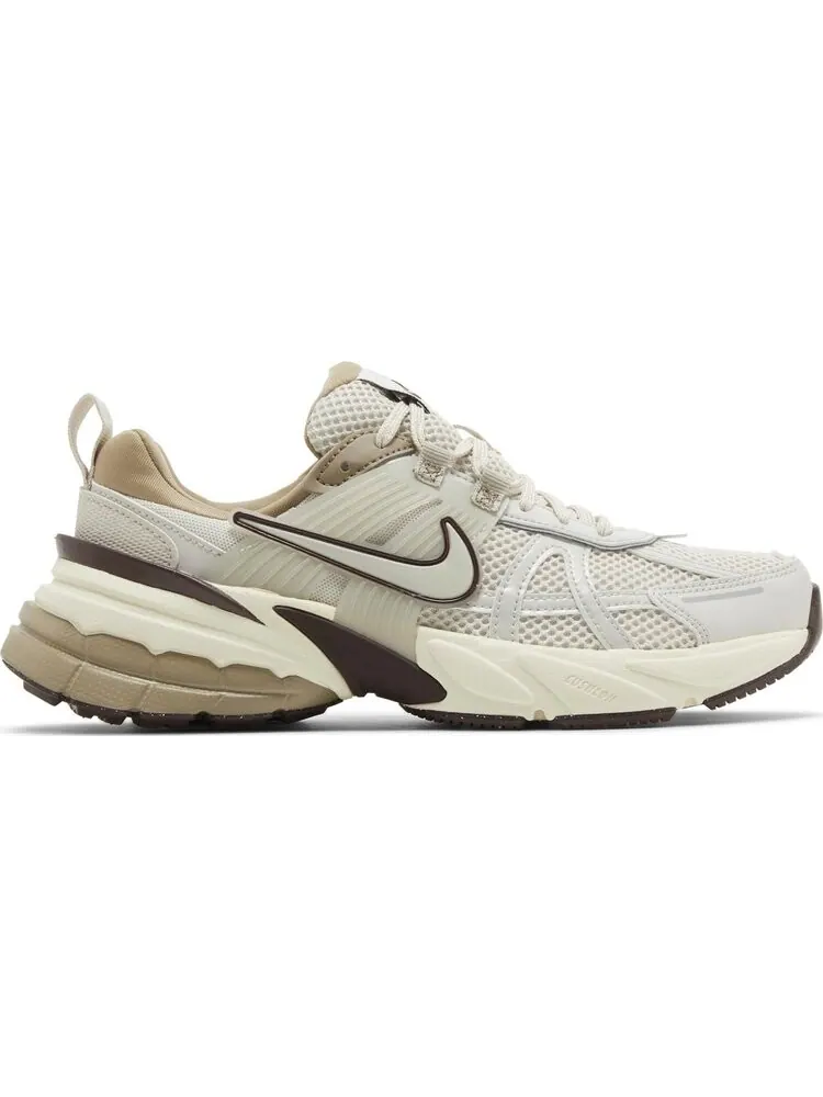 Кроссовки Wmns V2K Run 'Light Orewood Brown' — изображение 1 из 4, бежевый