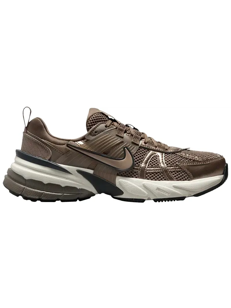 Кроссовки Nike Wmns V2K Run 'Mink Brown' — изображение 1 из 5, коричневый