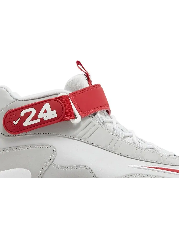 Кроссовки Air Griffey Max 1 'Cincinnati Reds Away' — изображение 2 из 4, серый