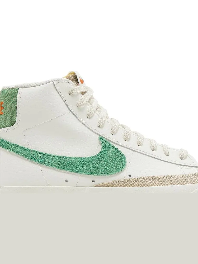 Кроссовки Blazer Mid '77 Vintage 'Sail Stadium Green' — изображение 2 из 4, белый