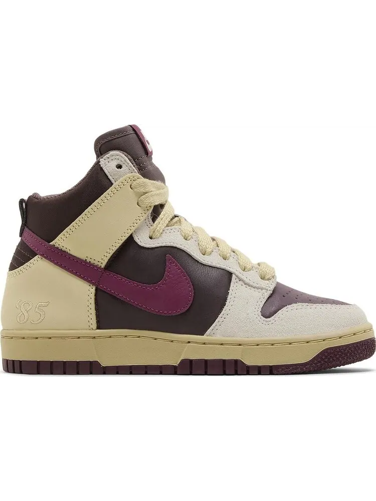Кроссовки Wmns Dunk High 1985 'Valentine's Day' — изображение 1 из 4, красный