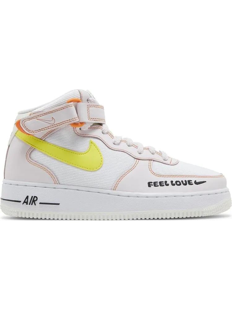 Кроссовки Wmns Air Force 1 '07 Mid 'Feel Love' — изображение 1 из 4, белый
