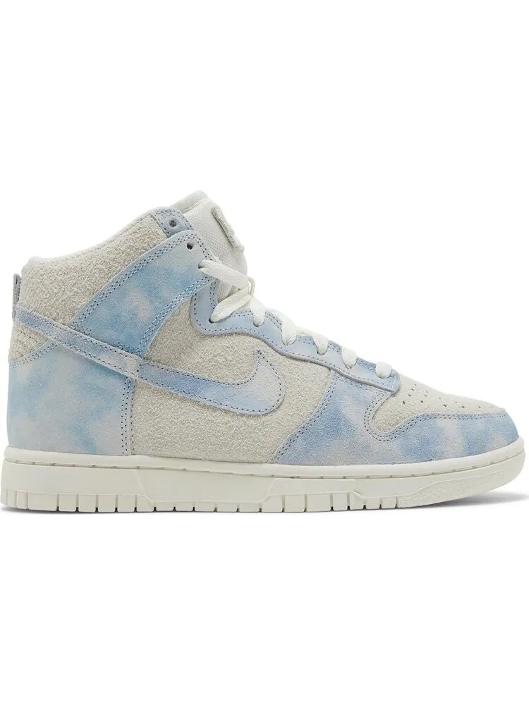 Кроссовки Wmns Dunk High SE 'Clouds' — изображение 1 из 4, синий