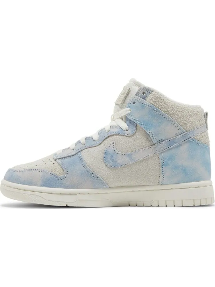 Кроссовки Wmns Dunk High SE 'Clouds' — изображение 3 из 4, синий