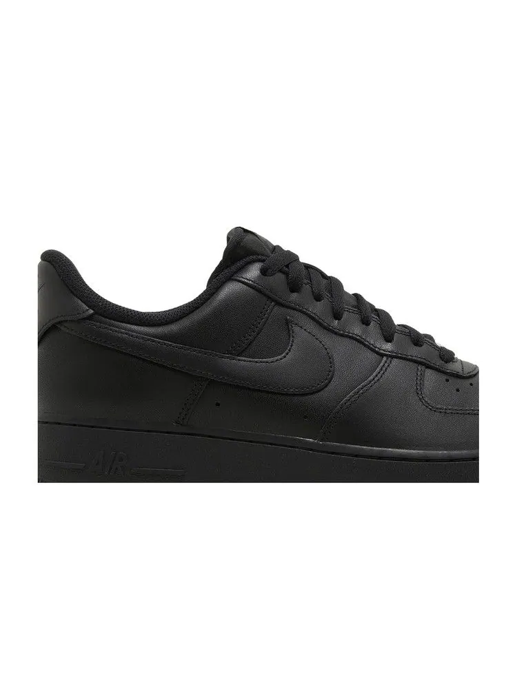 Кроссовки Nike Air Force 1 FlyEase 'Triple Black' — изображение 3 из 9, черный/черный/черный