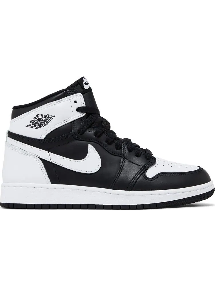 Кроссовки Air Jordan 1 Retro High OG GS 'Black White 2.0' — изображение 1 из 4, черный