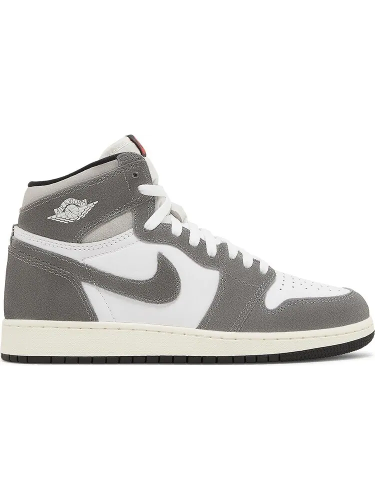Кроссовки Air Jordan 1 Retro High OG GS 'Washed Black' — изображение 1 из 4, серый