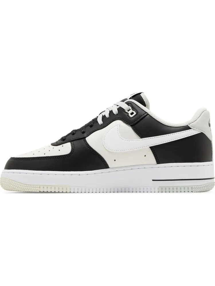 Кроссовки Air Force 1 '07 LV8 'Split - Black Phantom' — изображение 3 из 4, черный