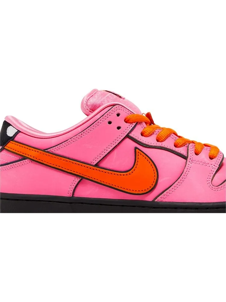Кроссовки The Powerpuff Girls x Dunk Low Pro SB QS 'Blossom' — изображение 2 из 4, розовый