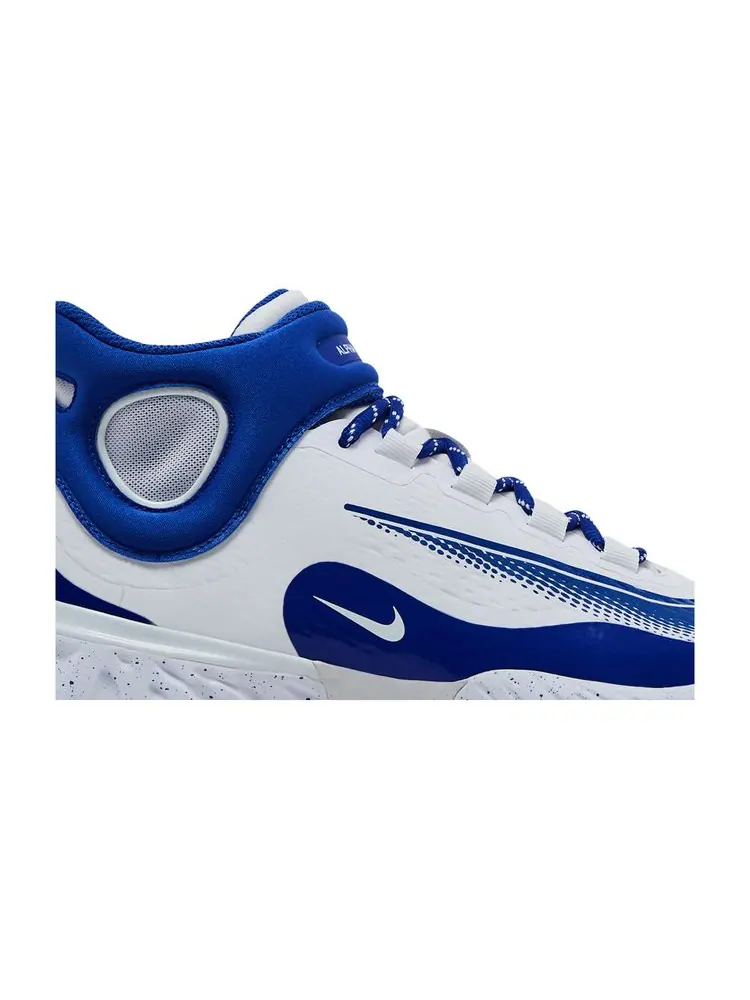 Кроссовки Alpha Huarache Elite 4 Mid 'White Hyper Royal' — изображение 2 из 8, белый