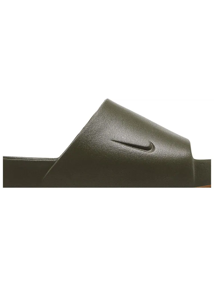 Шлепанцы Nike Calm Slide 'Medium Olive Gum' — изображение 2 из 8, зеленый