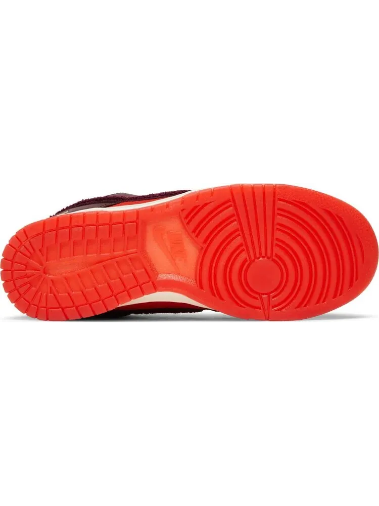 Кроссовки Dunk Low 'Year of the Rabbit - Light Crimson' — изображение 4 из 4, коричневый