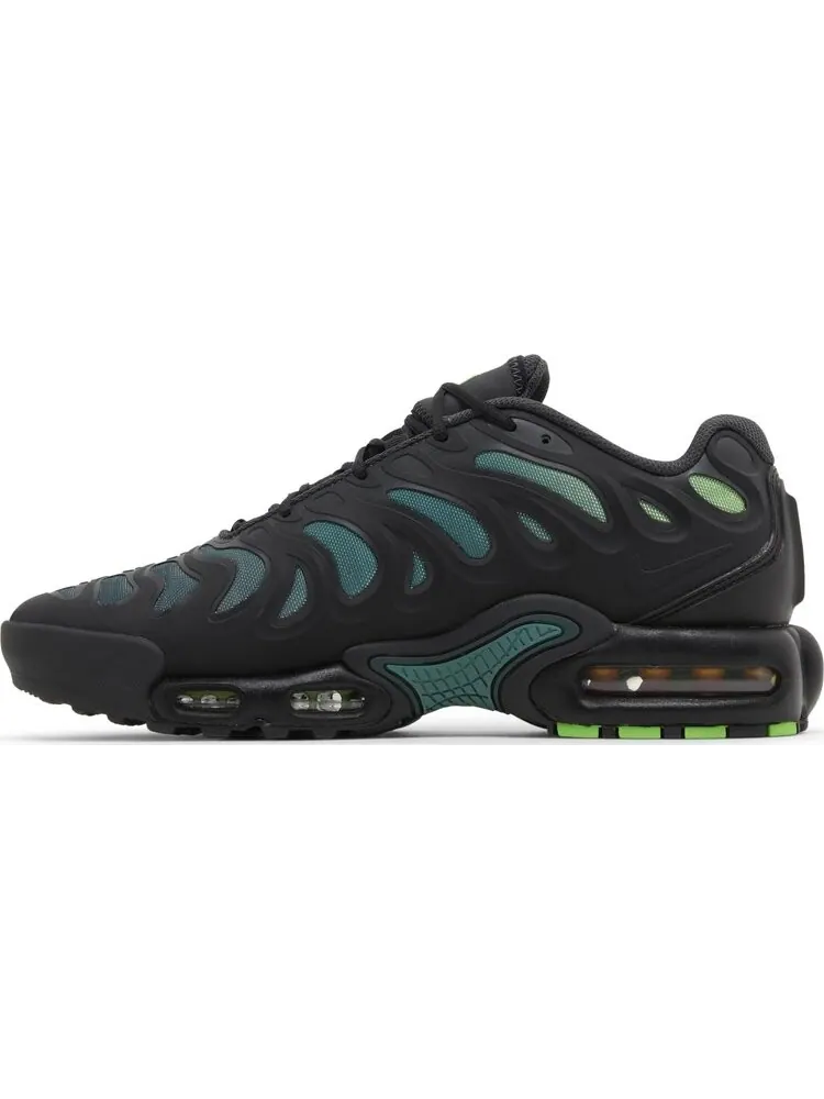 Кроссовки Air Max Plus Drift 'Black Green Strike' — изображение 3 из 4, черный