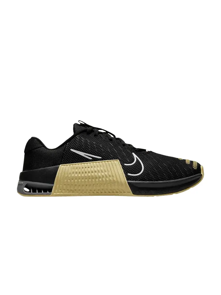 Кроссовки Nike Metcon 9 TB — изображение 1 из 1, черный золотистый