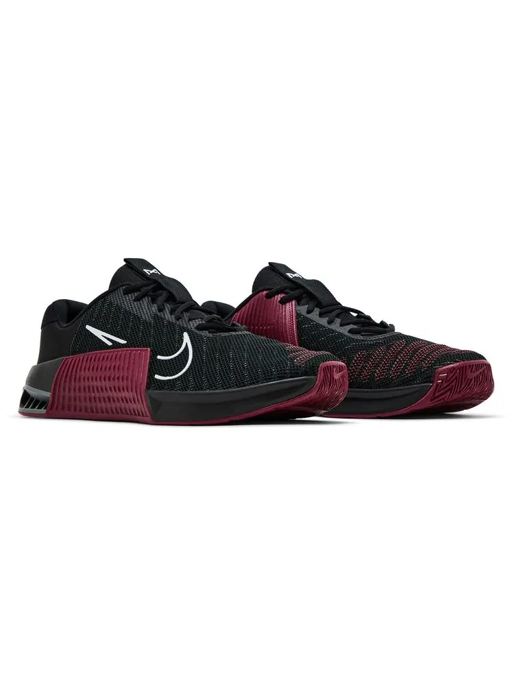 Кроссовки Nike Metcon 9 TB 'Black Maroon' — изображение 8 из 8, черный
