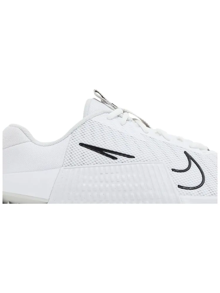 Кроссовки Nike Metcon 9 TB 'White Black' — изображение 2 из 8, белый