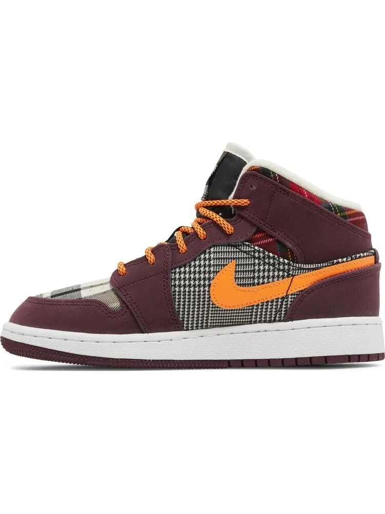 Кроссовки Air Jordan 1 Mid SE GS 'Plaid' — изображение 3 из 4, красный