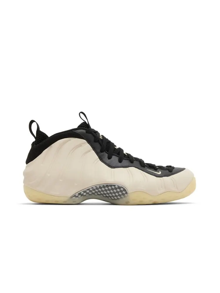 Кроссовки Nike Air Foamposite One — изображение 1 из 4, бежевый