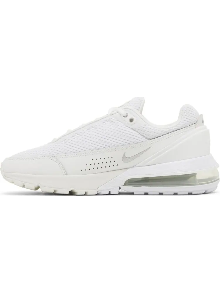 Кроссовки Wmns Air Max Pulse 'White' — изображение 3 из 4, белый