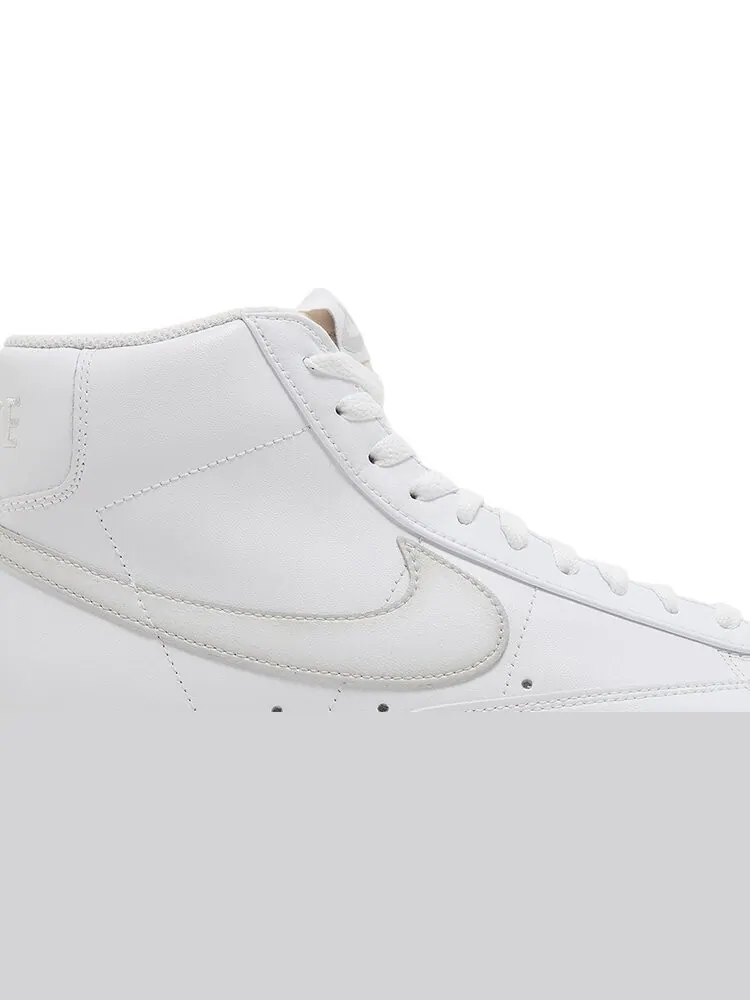 Кроссовки Blazer Mid '77 Vintage 'Airbrush - Photon Dust' — изображение 2 из 4, белый