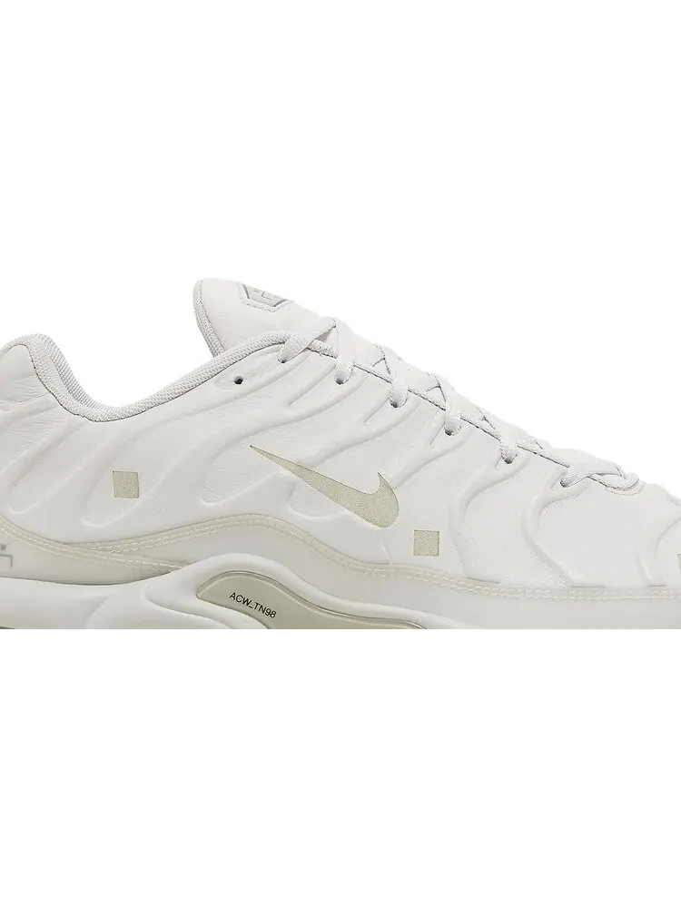 Кроссовки A-Cold-Wall* x Air Max Plus 'Platinum Tint' — изображение 2 из 4, белый