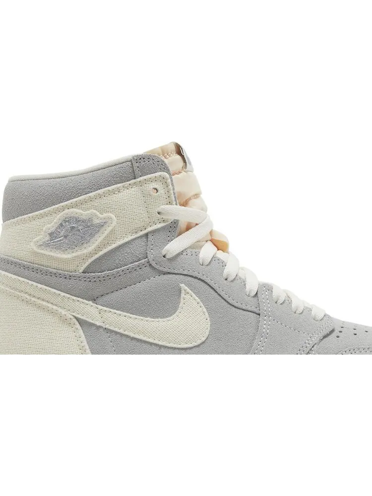 Кроссовки Air Jordan 1 Retro High OG 'Craft - Ivory' — изображение 2 из 4, зеленый