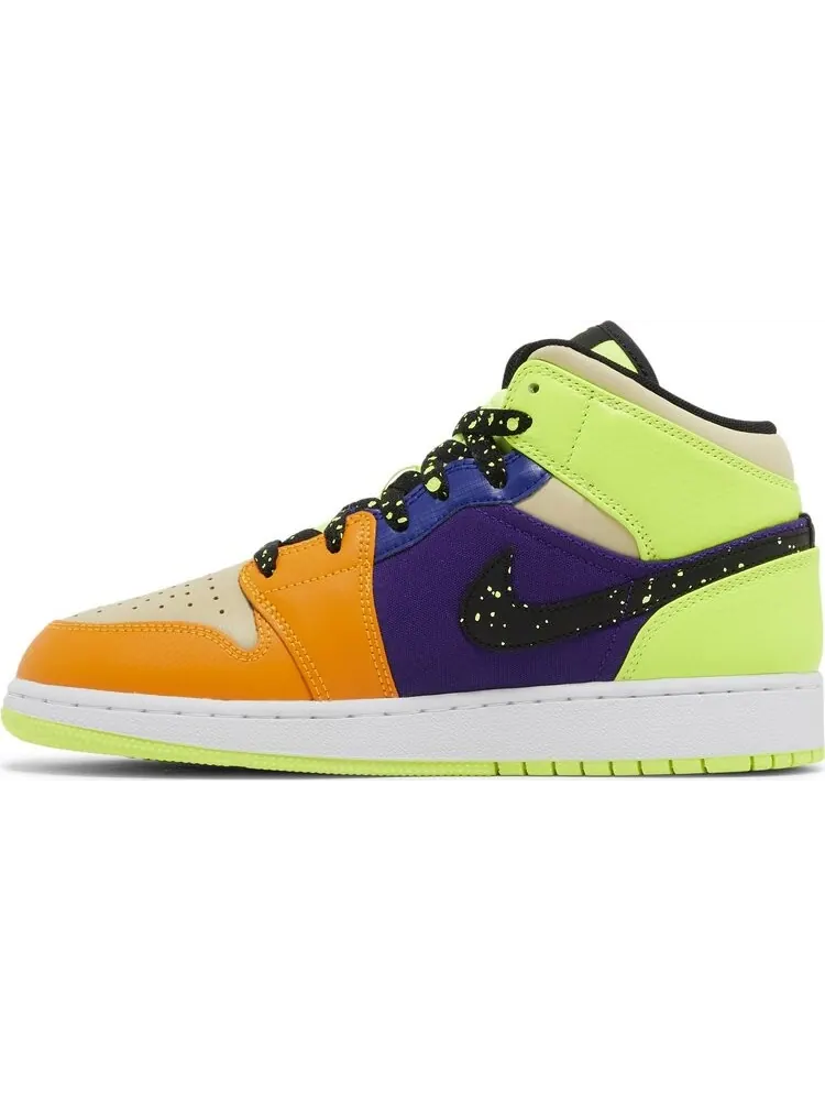 Кроссовки Air Jordan 1 Mid SE GS 'Volt Vivid Orange' — изображение 3 из 4, мульти