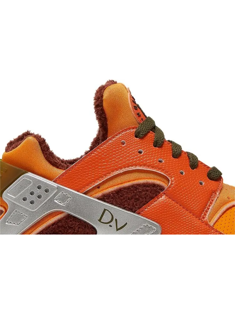 Кроссовки Air Huarache 'Doernbecher 2023' — изображение 2 из 4, оранжевый