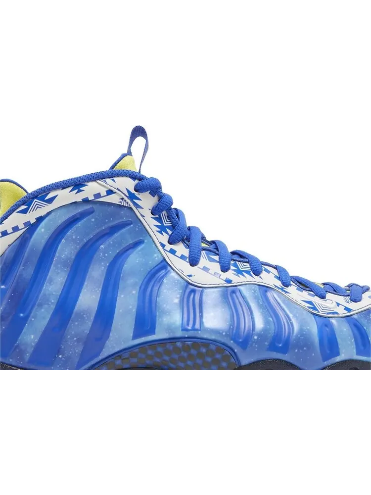Кроссовки Air Foamposite One 'Doernbecher 2023' — изображение 2 из 4, синий