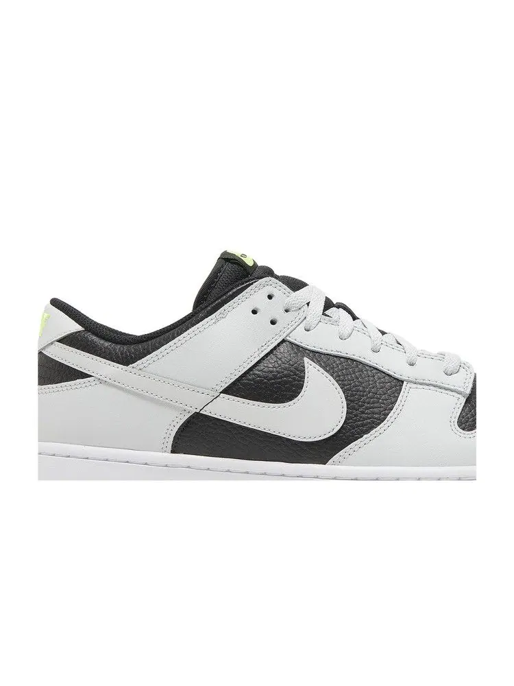 Кроссовки Nike Dunk Low 'Reverse Panda Neon' — изображение 3 из 9, черный//белый