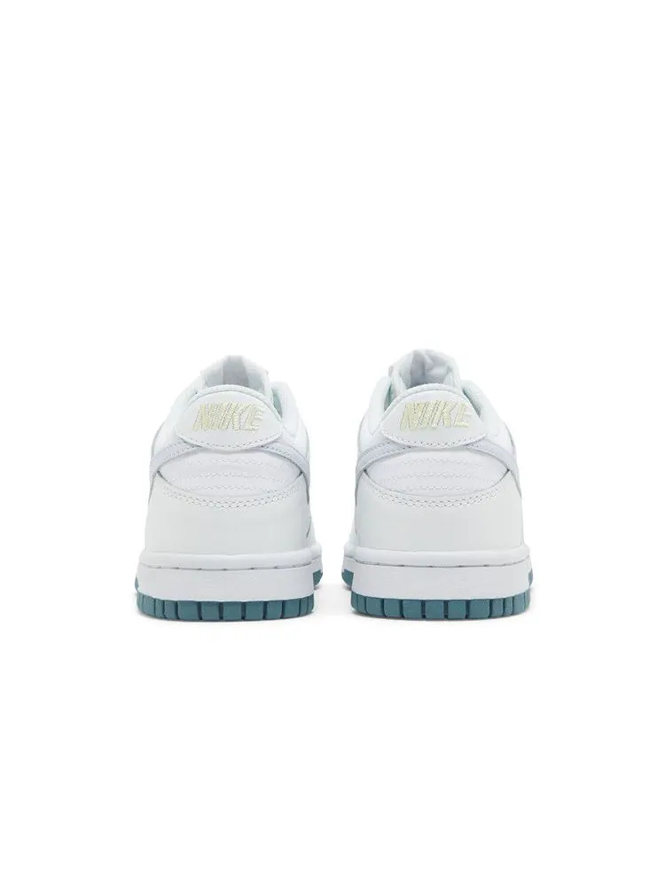 Кроссовки Nike Dunk Low GS 'White Grey Teal' — изображение 7 из 9, белый/белый/серый