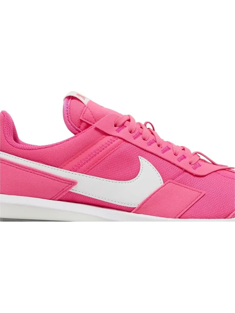 Кроссовки Wmns Air Max Pre-Day 'Hyper Pink Metallic Silver' — изображение 2 из 4, розовый