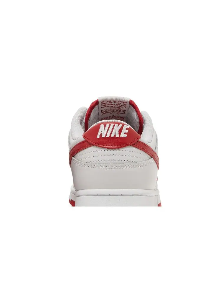 Кроссовки Nike Dunk Low 'Vast Grey Varsity Red' — изображение 8 из 9, серый/красный/белый