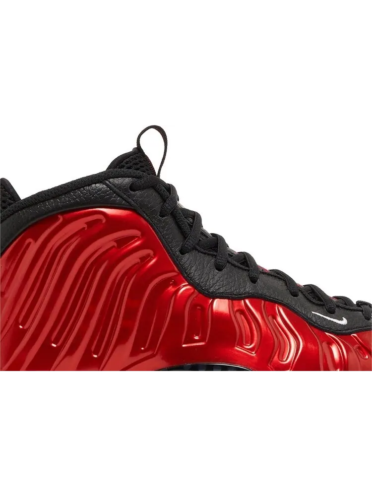 Кроссовки Little Posite One GS 'Metallic Red' 2023 — изображение 2 из 4, красный