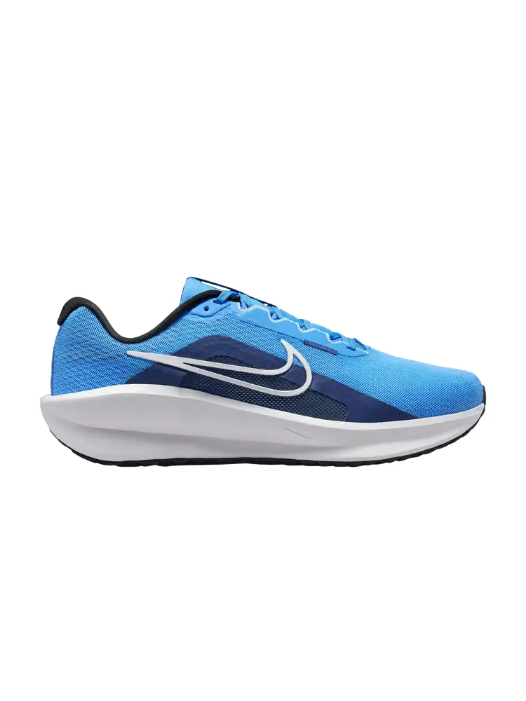Кроссовки Nike Downshifter 13 Extra Wide University Blue — изображение 1 из 1, синий