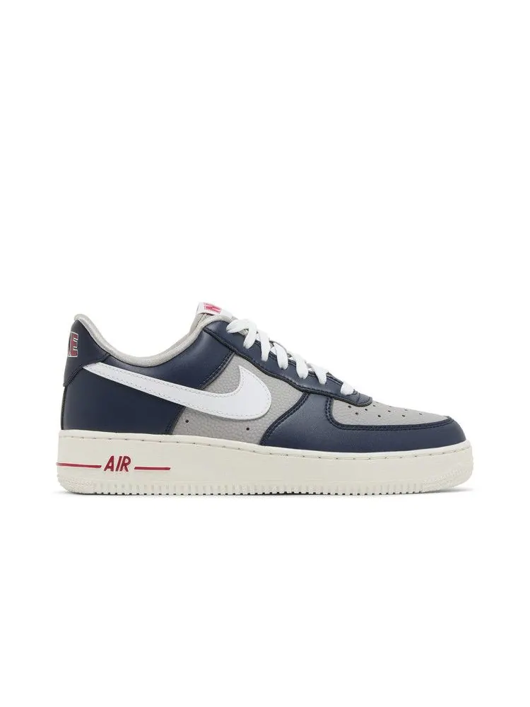 Кроссовки Nike Wmns Air Force 1 Low 'Be True To Her School - Georgetown' — изображение 2 из 9
