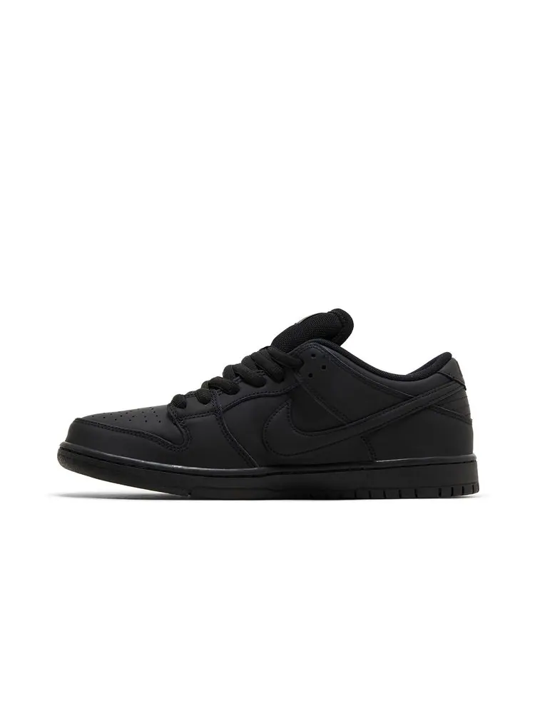 Кроссовки Dunk Low Pro SB 'Triple Black' — изображение 3 из 8, черный