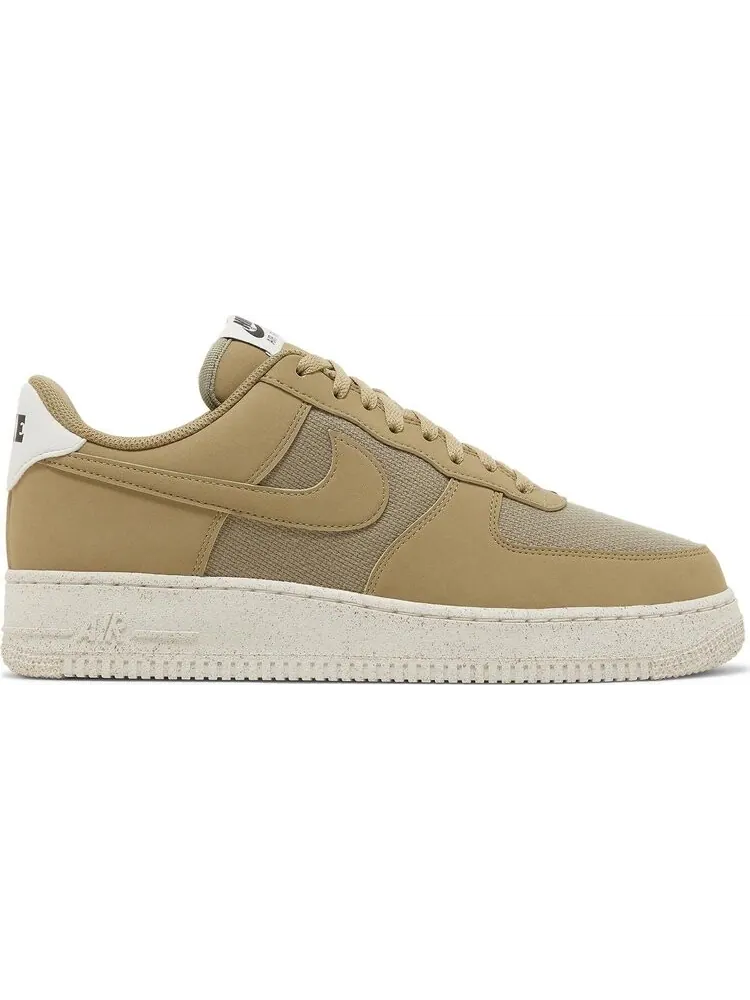 Кроссовки Air Force 1 '07 LV8 'Neutral Olive' — изображение 1 из 4, зеленый